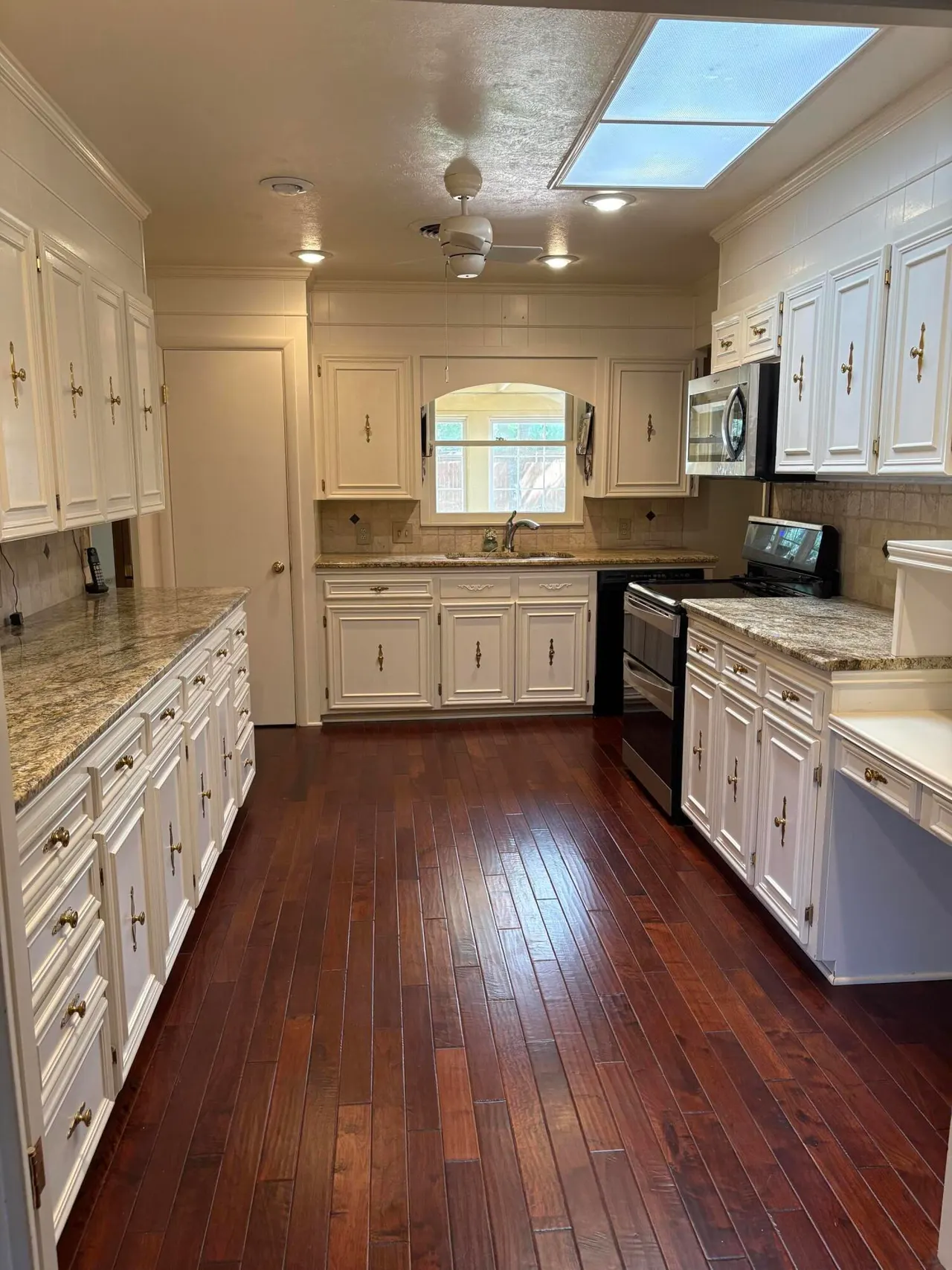 Photo 6 — 1801 E Buckley Street, Brownfield, TX 79316