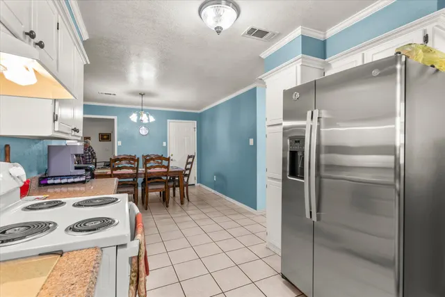 Photo 8 — 206 W 7th Street, Sundown, TX 79372