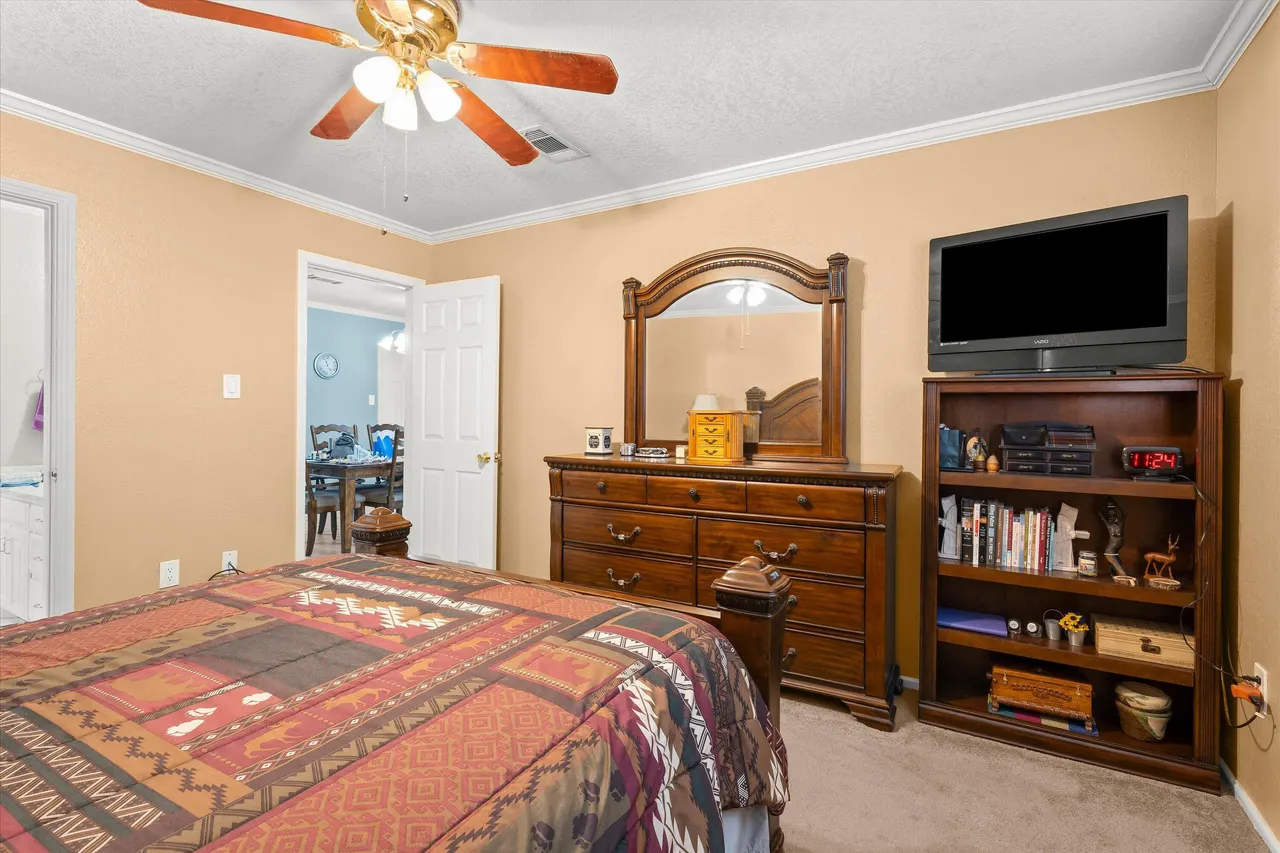 Photo 11 — 206 W 7th Street, Sundown, TX 79372