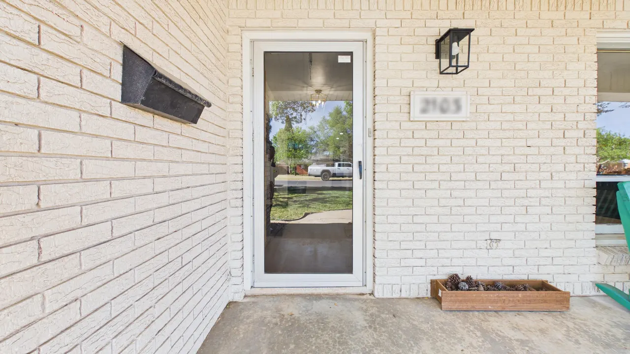 Photo 9 — 2103 68th Street, Lubbock, TX 79412