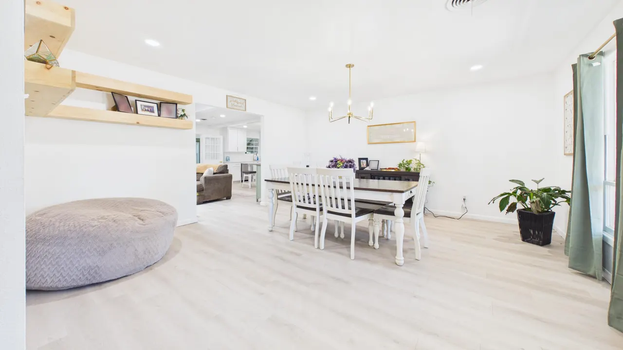 Photo 13 — 2103 68th Street, Lubbock, TX 79412