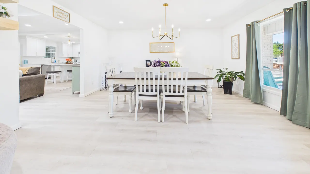 Photo 14 — 2103 68th Street, Lubbock, TX 79412