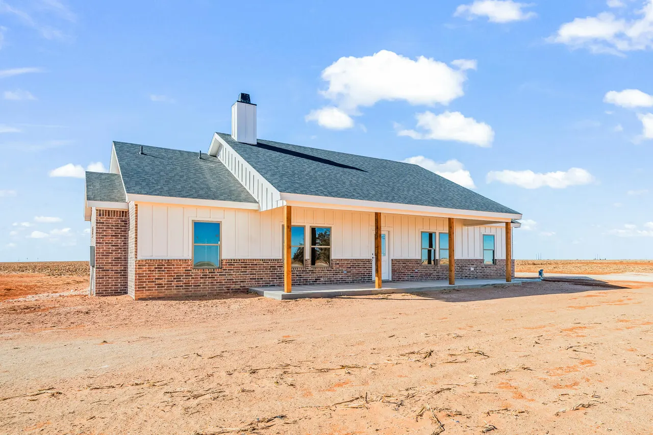 Photo 2 — 4062 Hawk Road, Ropesville, TX 79358
