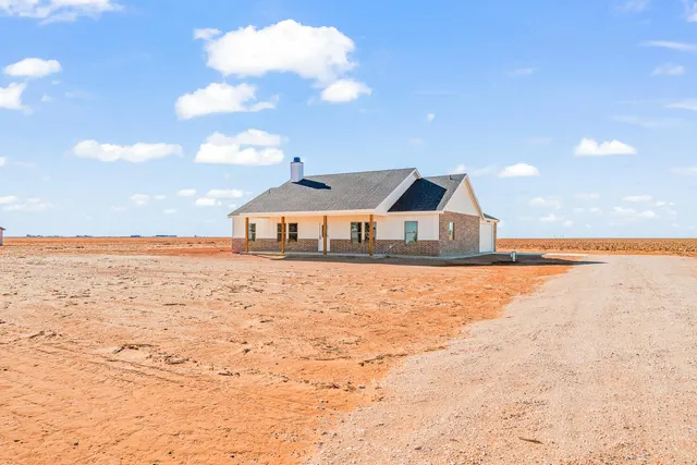 Photo 4 — 4062 Hawk Road, Ropesville, TX 79358