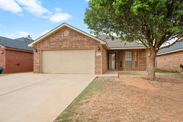 Photo 2 — 6810 83rd Street, Lubbock, TX 79424