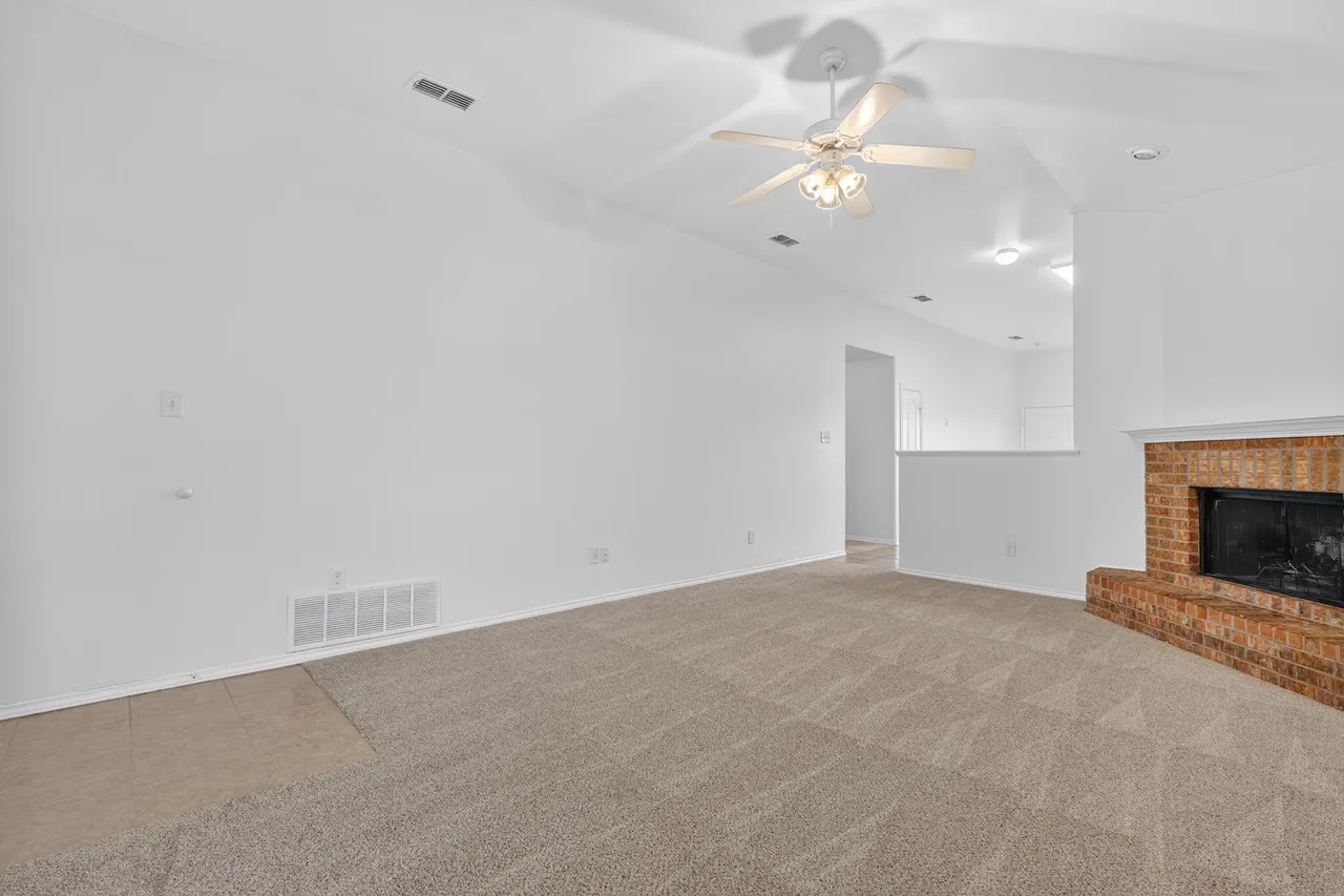 Photo 5 — 6810 83rd Street, Lubbock, TX 79424