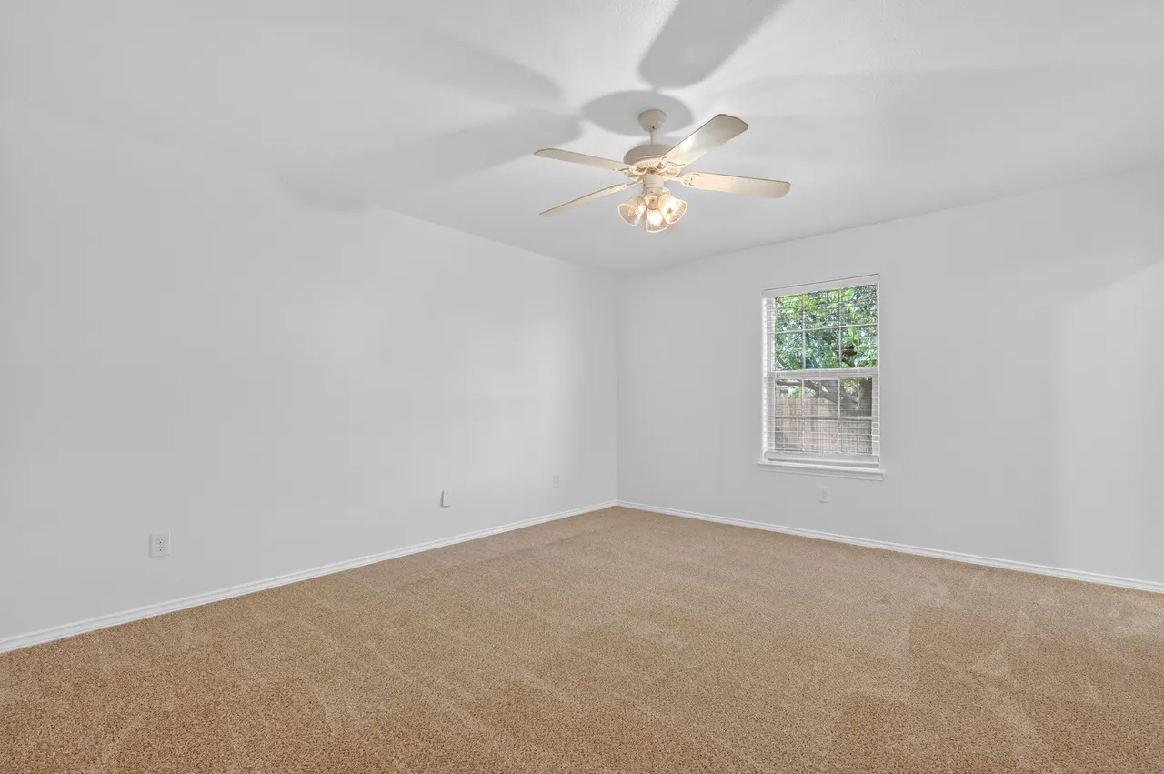 Photo 12 — 6810 83rd Street, Lubbock, TX 79424
