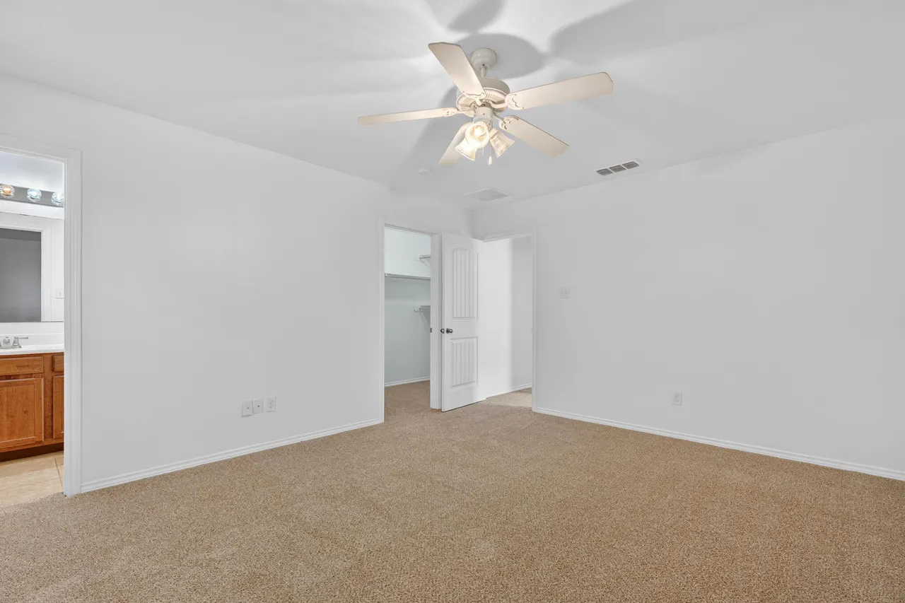 Photo 13 — 6810 83rd Street, Lubbock, TX 79424