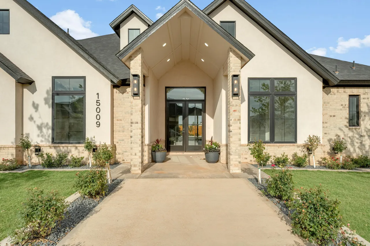 Photo 2 — 15009 Norwood Avenue, Lubbock, TX 79423