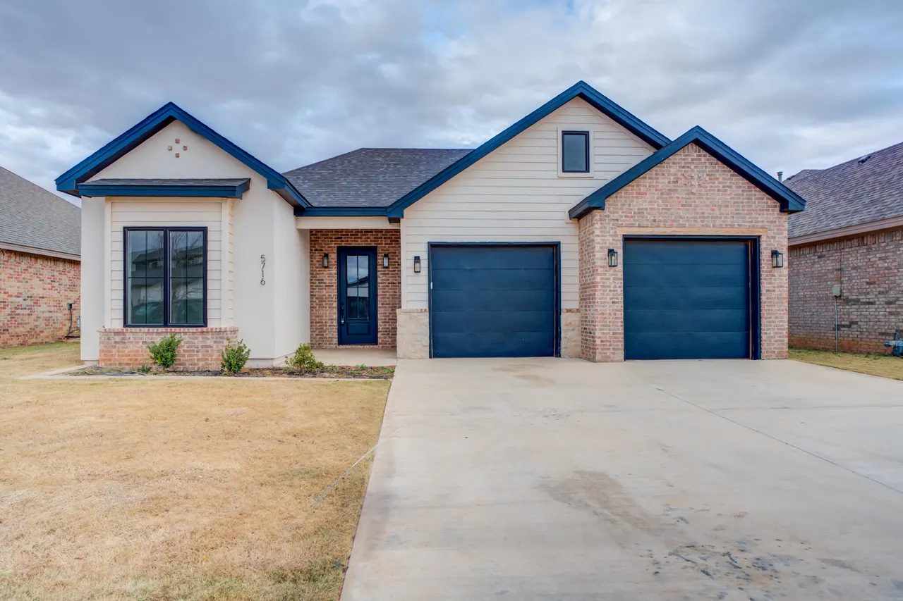 Photo 8 — 5716 119th Street, Lubbock, TX 79424