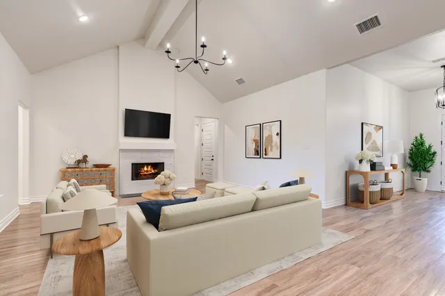 Photo 2 — 5716 119th Street, Lubbock, TX 79424