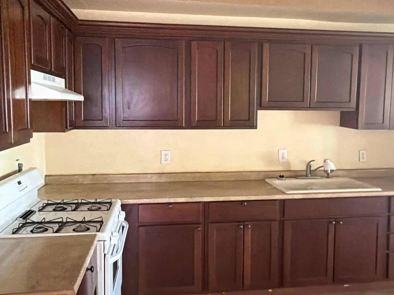 Photo 2 — 603 N Avenue D, Denver City, TX 79323
