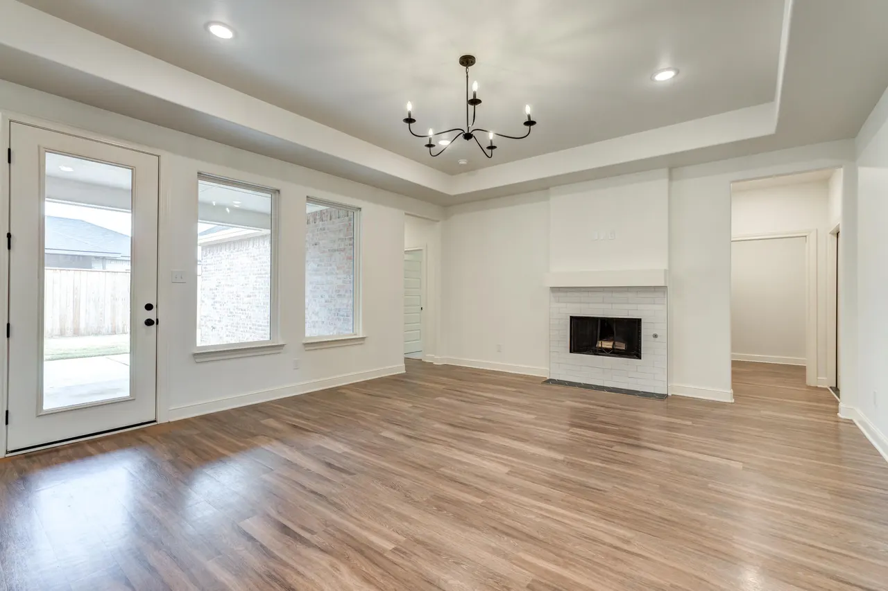 Photo 5 — 6902 55th Street, Lubbock, TX 79407