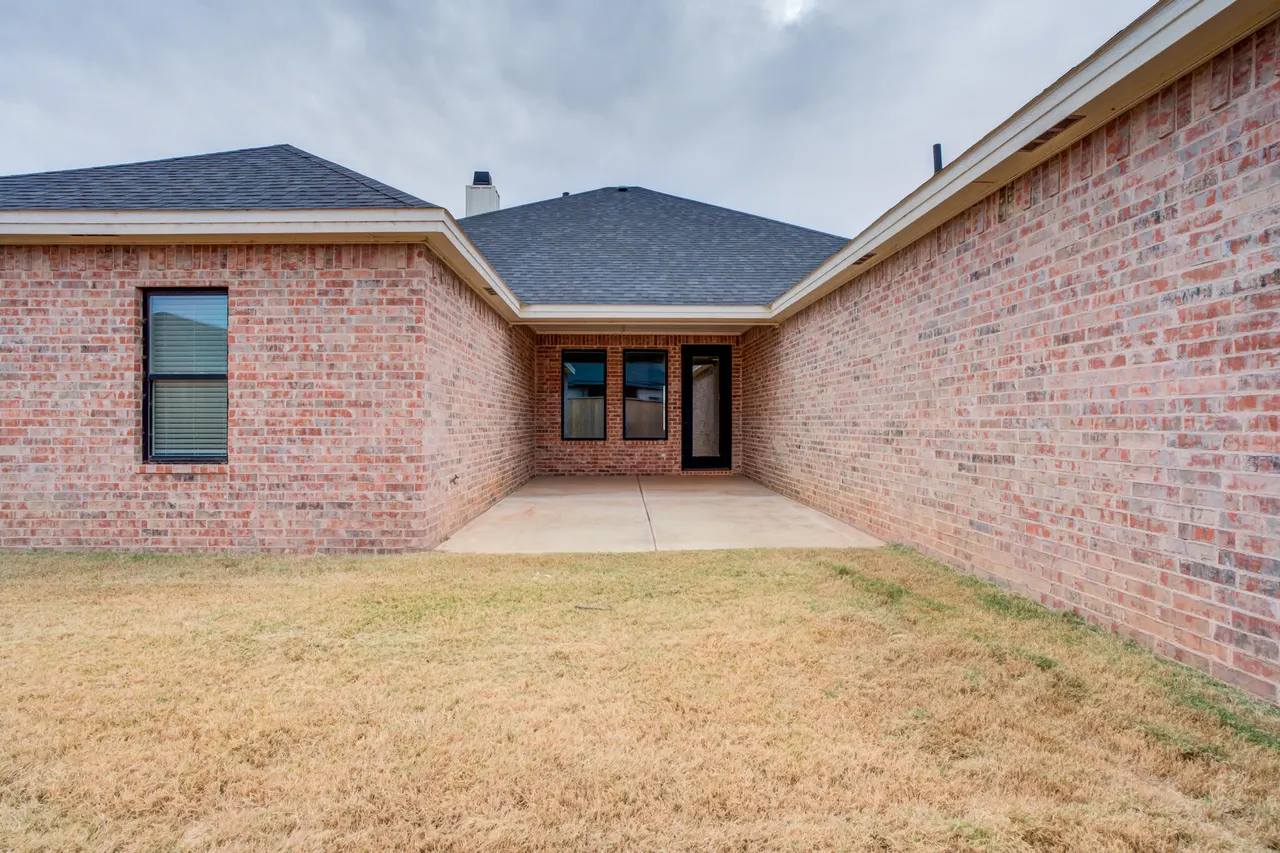 Photo 10 — 6902 55th Street, Lubbock, TX 79407