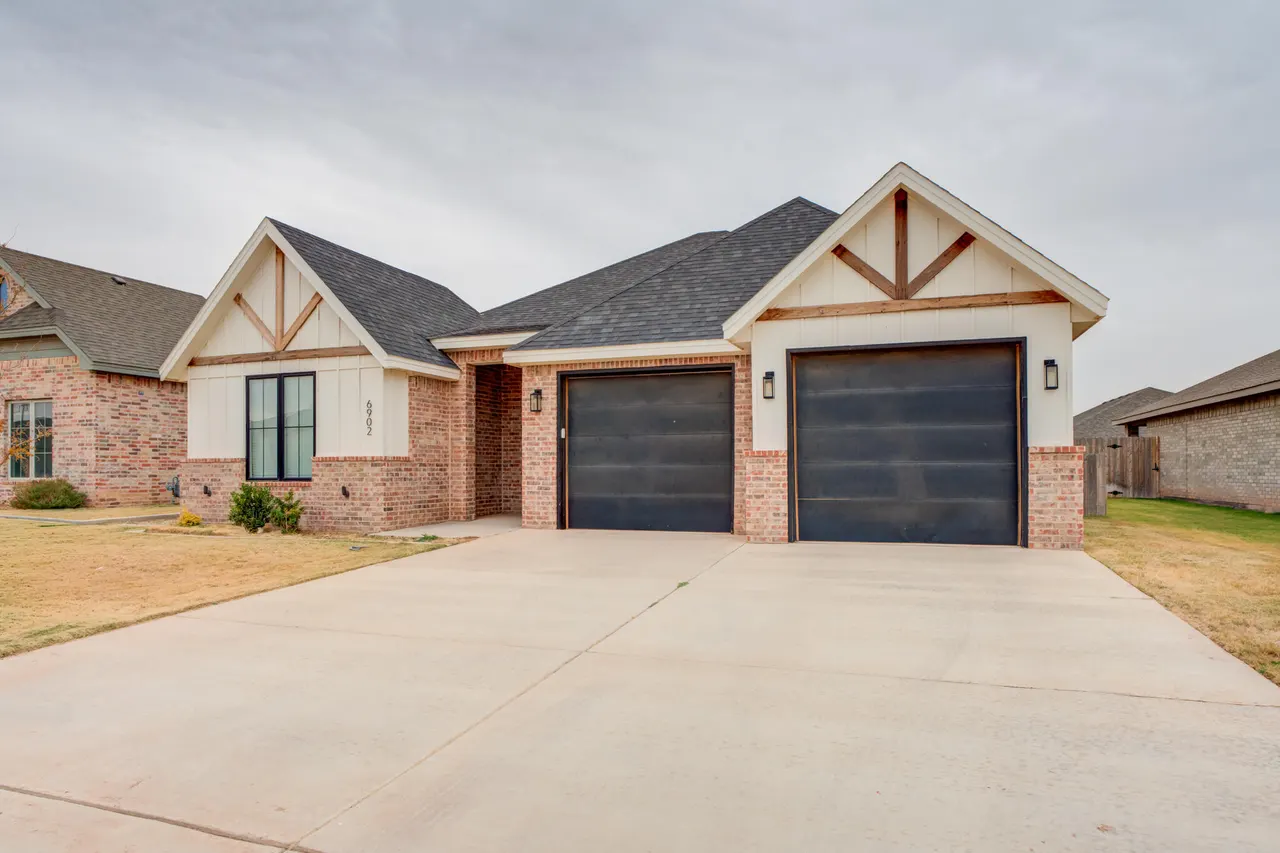 Photo 12 — 6902 55th Street, Lubbock, TX 79407