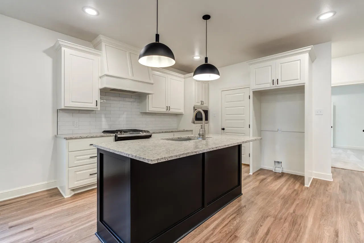 Photo 18 — 6902 55th Street, Lubbock, TX 79407