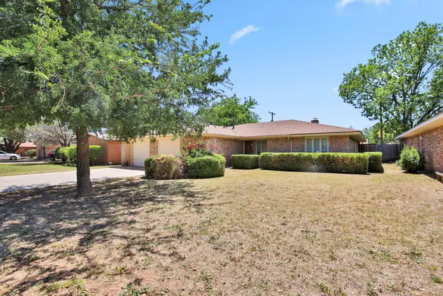 Photo 3 — 5013 57th Street, Lubbock, TX 79414