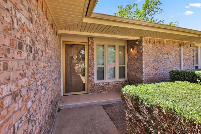 Photo 4 — 5013 57th Street, Lubbock, TX 79414