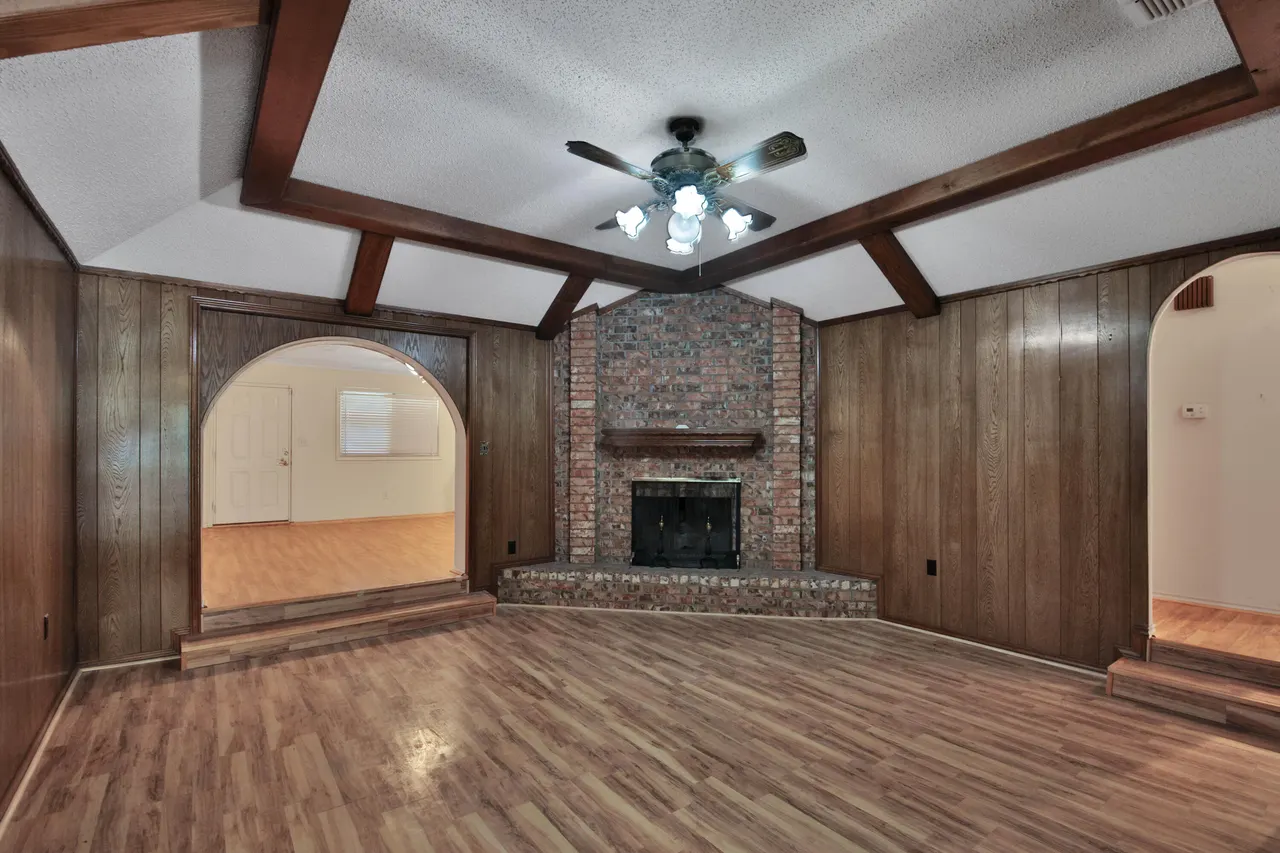 Photo 7 — 5013 57th Street, Lubbock, TX 79414