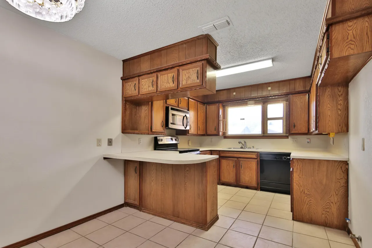 Photo 27 — 5013 57th Street, Lubbock, TX 79414