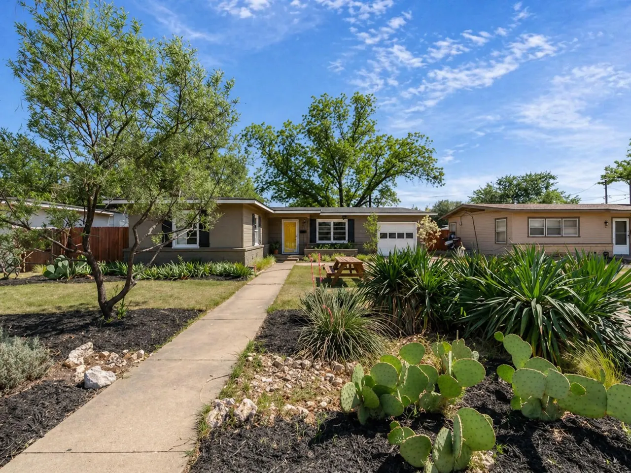 Photo 2 — 4219 37th Street, Lubbock, TX 79413