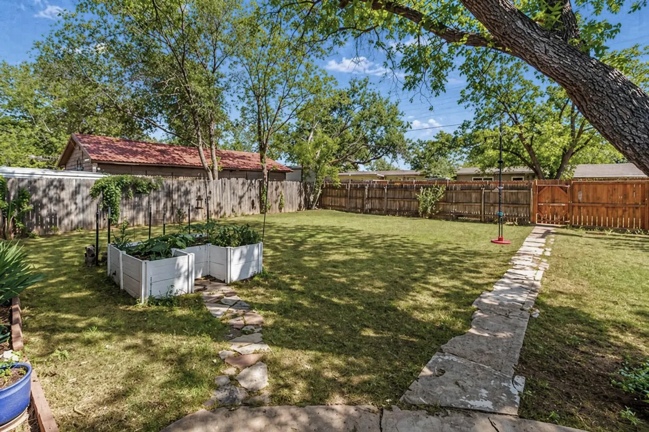 Photo 29 — 4219 37th Street, Lubbock, TX 79413