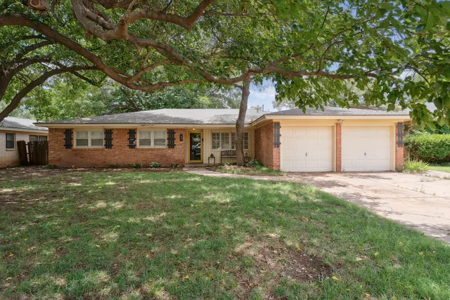 Front exterior — 6006 Oxford Avenue, Lubbock, TX 79413