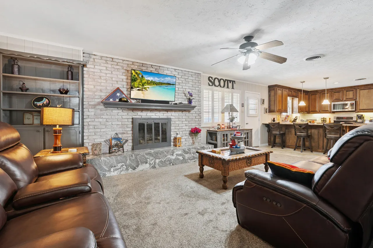 Photo 12 — 6006 Oxford Avenue, Lubbock, TX 79413