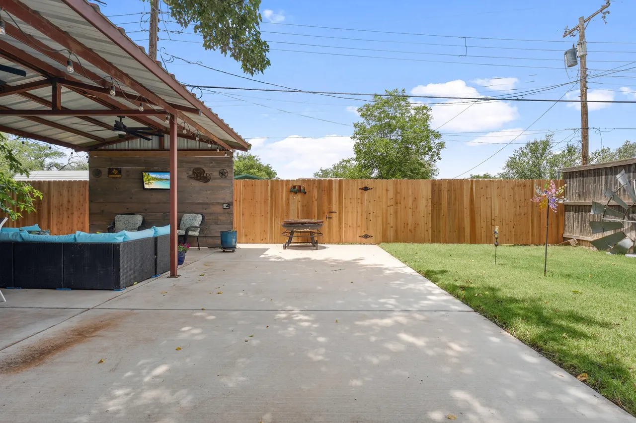 Photo 18 — 6006 Oxford Avenue, Lubbock, TX 79413