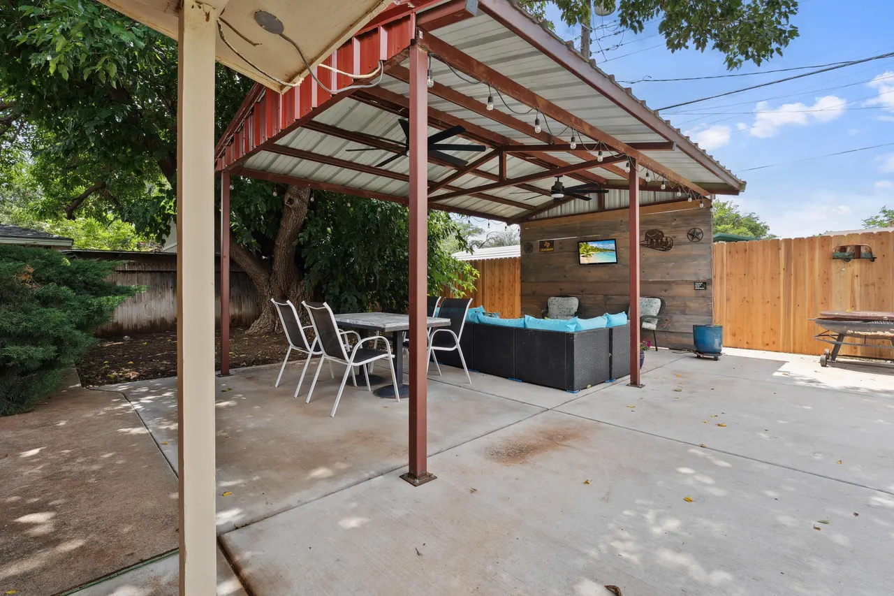 Photo 19 — 6006 Oxford Avenue, Lubbock, TX 79413