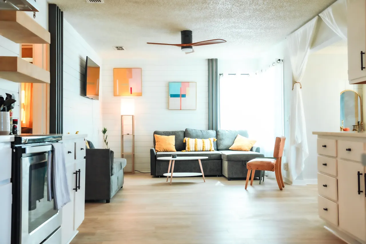 Photo 5 — 2436 24th Street Front, Lubbock, TX 79411