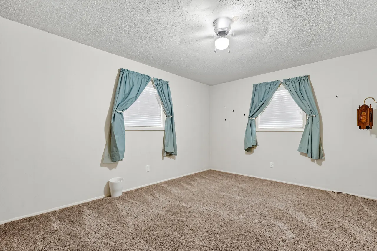 Photo 16 — 105 13th Street, Seagraves, TX 79359