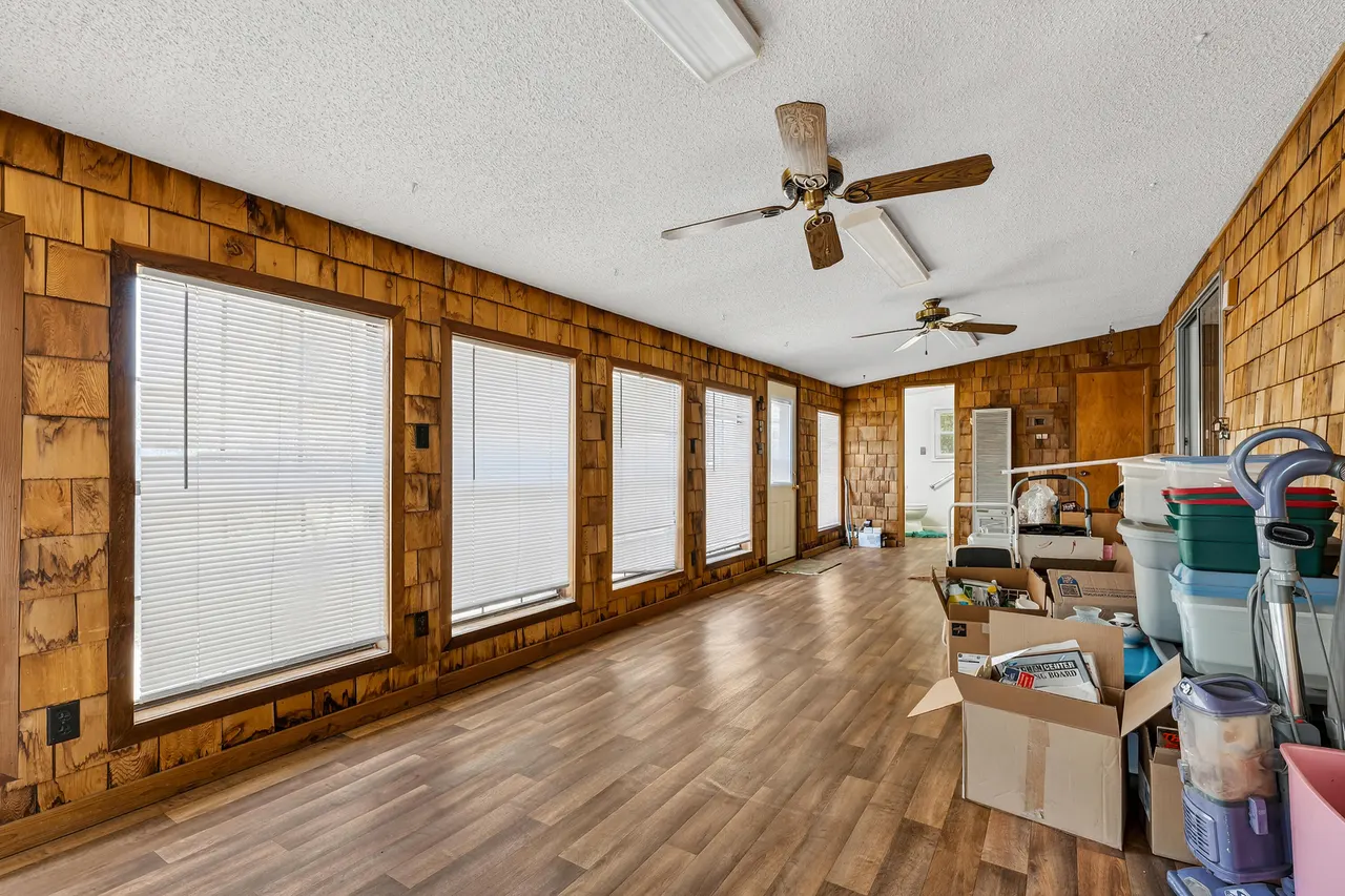 Photo 23 — 105 13th Street, Seagraves, TX 79359