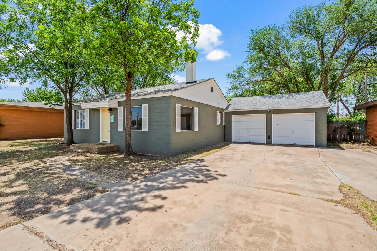 Photo 2 — 3713 36th Street, Lubbock, TX 79413