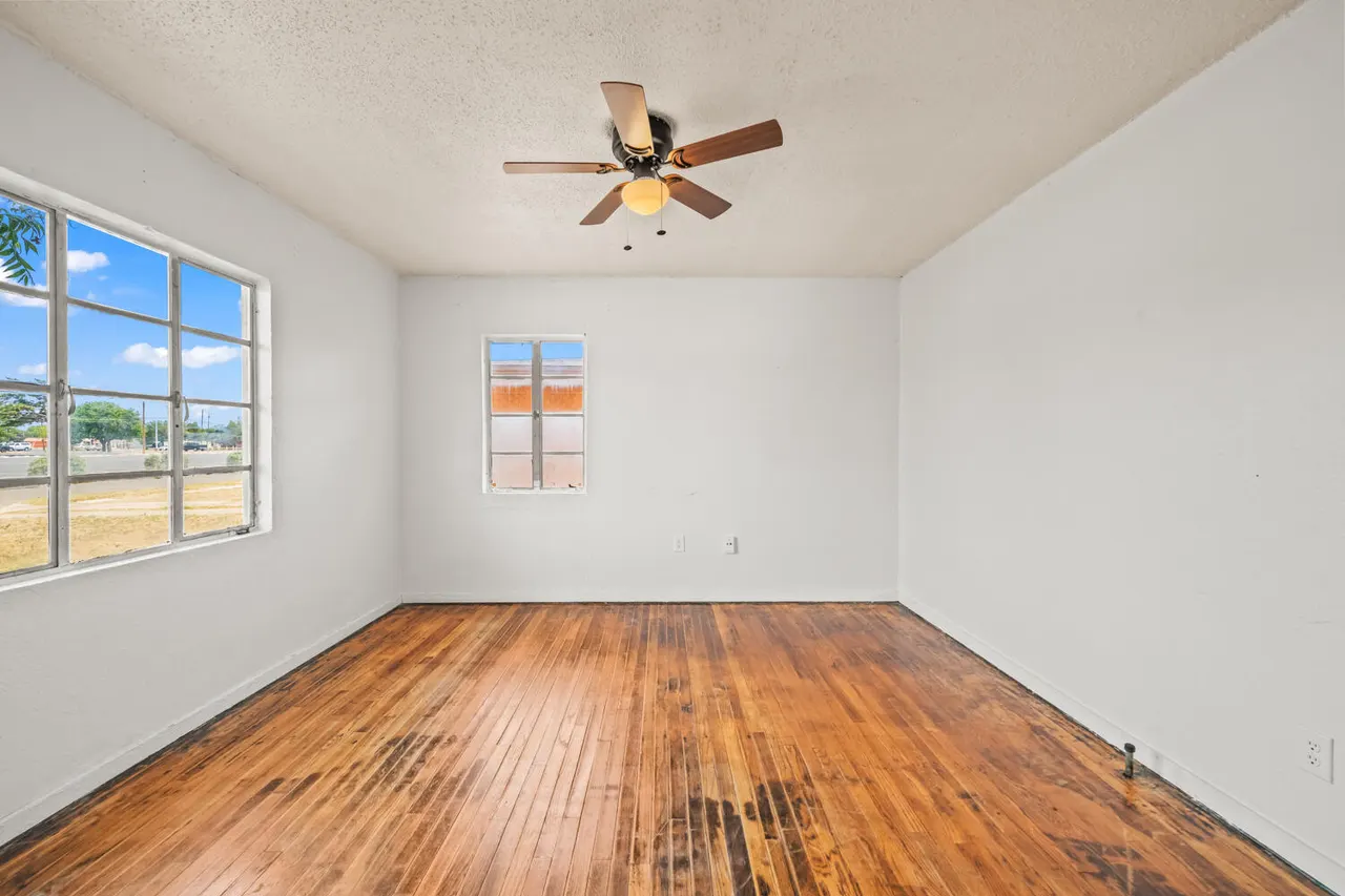 Photo 9 — 3713 36th Street, Lubbock, TX 79413