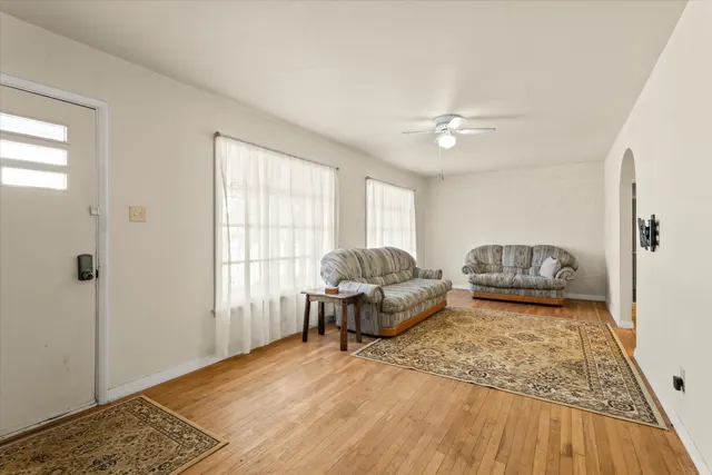 Photo 2 — 507 17th Street, Levelland, TX 79336