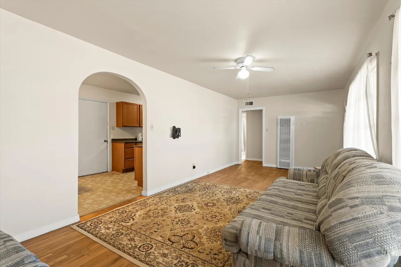 Photo 5 — 507 17th Street, Levelland, TX 79336
