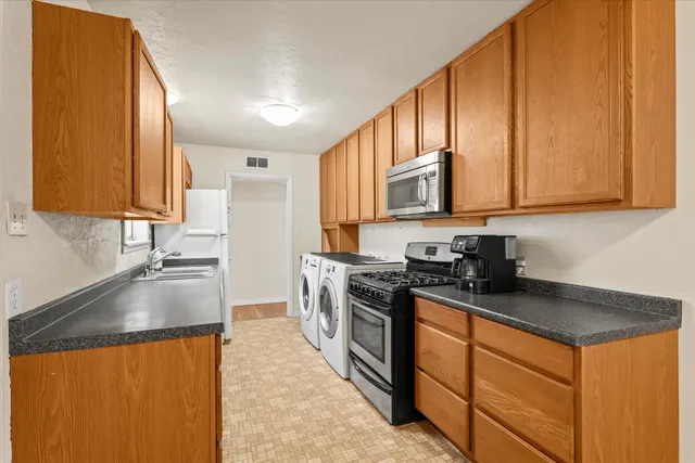 Photo 6 — 507 17th Street, Levelland, TX 79336