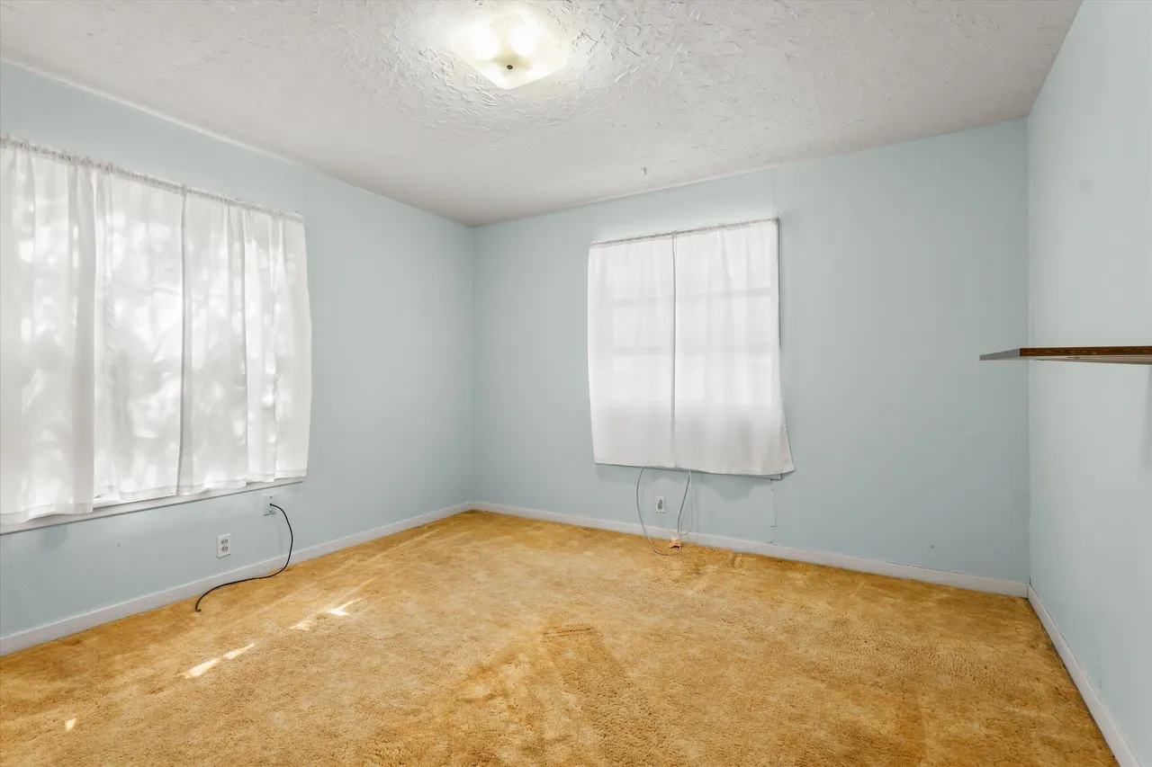 Photo 13 — 507 17th Street, Levelland, TX 79336