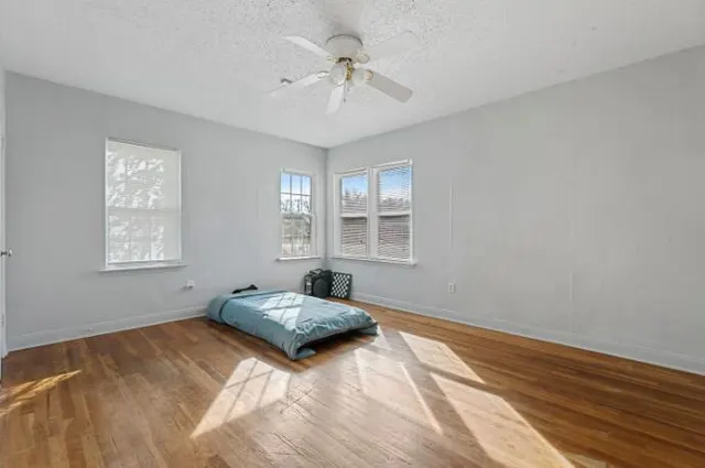 Photo 4 — 2718 29th Street, Lubbock, TX 79410