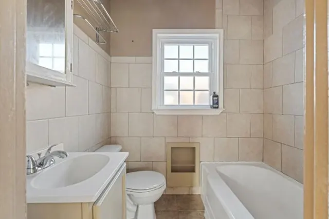 Photo 6 — 2718 29th Street, Lubbock, TX 79410