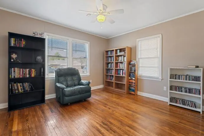 Photo 7 — 2707 31st Street, Lubbock, TX 79410