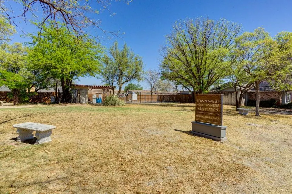 Photo 32 — 5703 38th Street, Lubbock, TX 79407