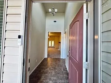 Photo 3 — 7029 96th Street, Lubbock, TX 79424