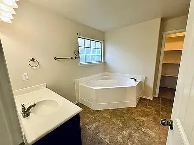 Photo 13 — 7029 96th Street, Lubbock, TX 79424
