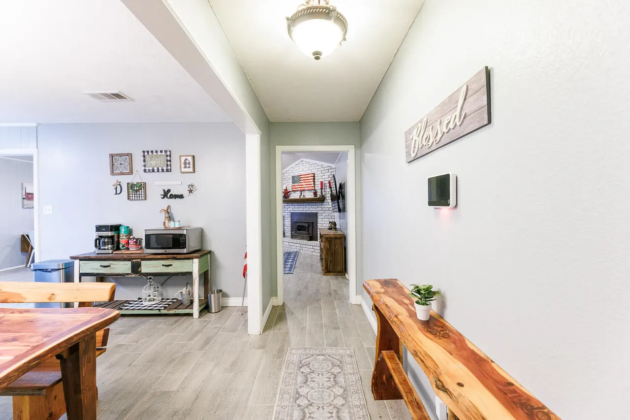 Photo 9 — 705 E Grace Street, Brownfield, TX 79316