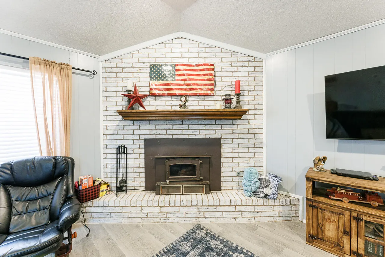 Photo 11 — 705 E Grace Street, Brownfield, TX 79316