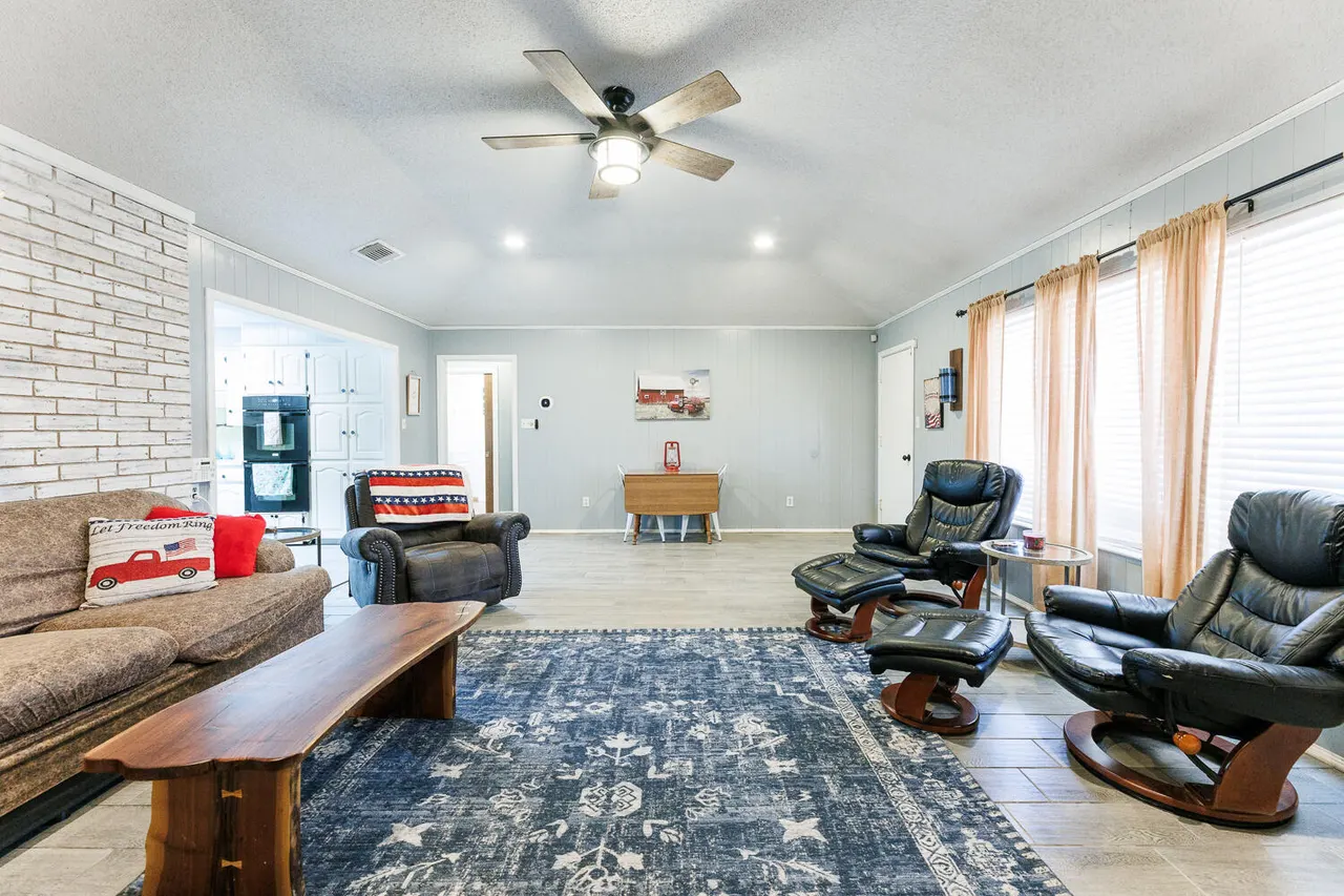 Photo 14 — 705 E Grace Street, Brownfield, TX 79316