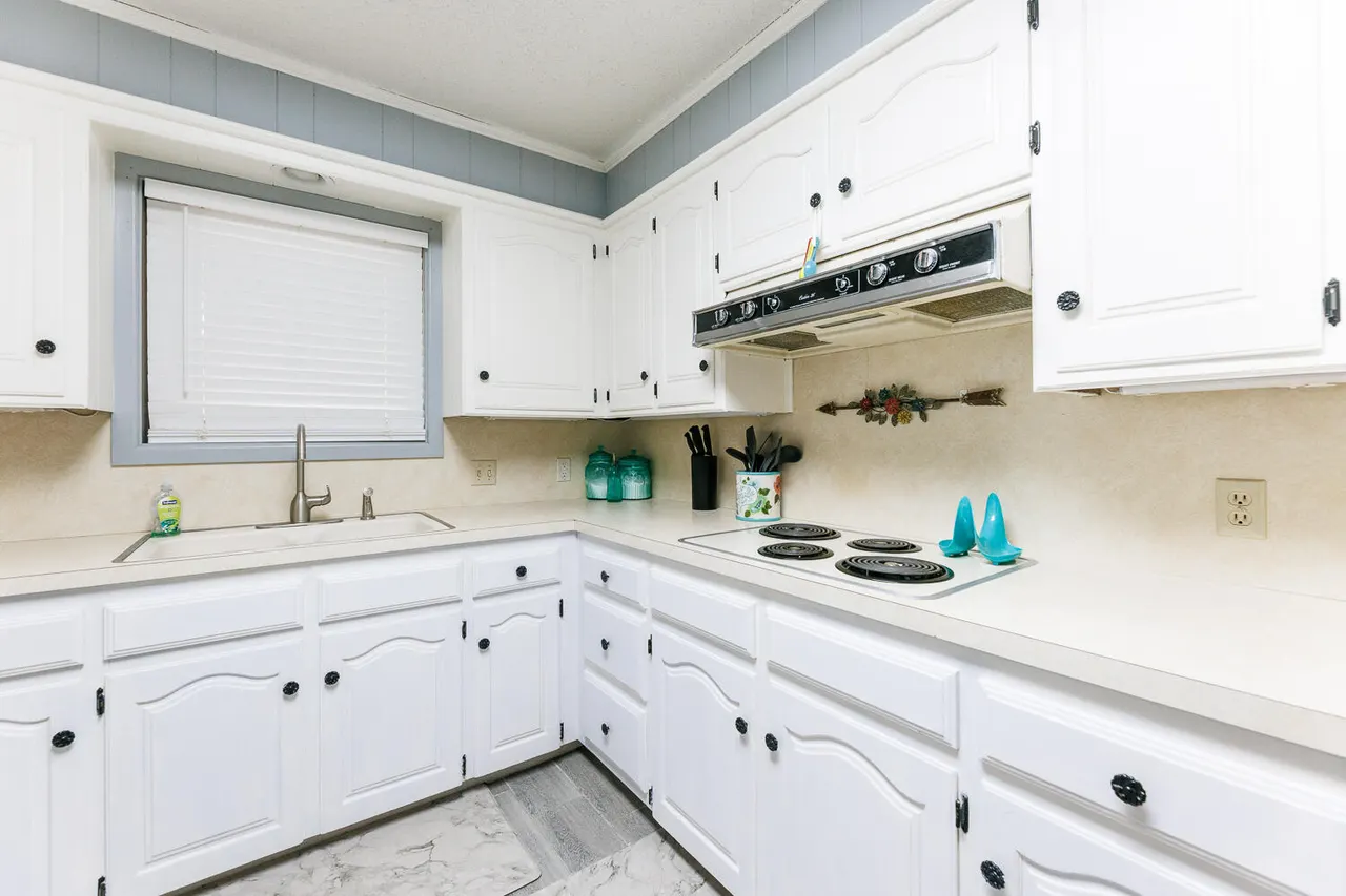 Photo 18 — 705 E Grace Street, Brownfield, TX 79316