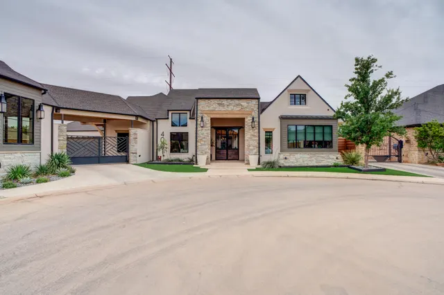 Photo 7 — 4001 106th Street, Lubbock, TX 79423